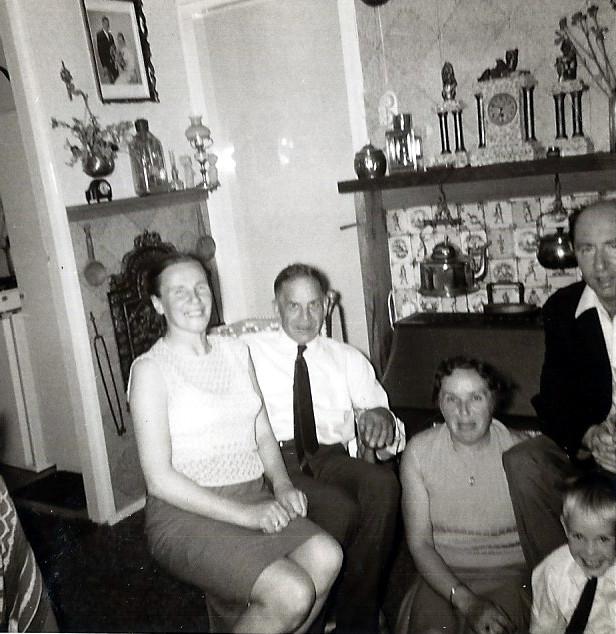 familie152.jpg (84519 bytes)